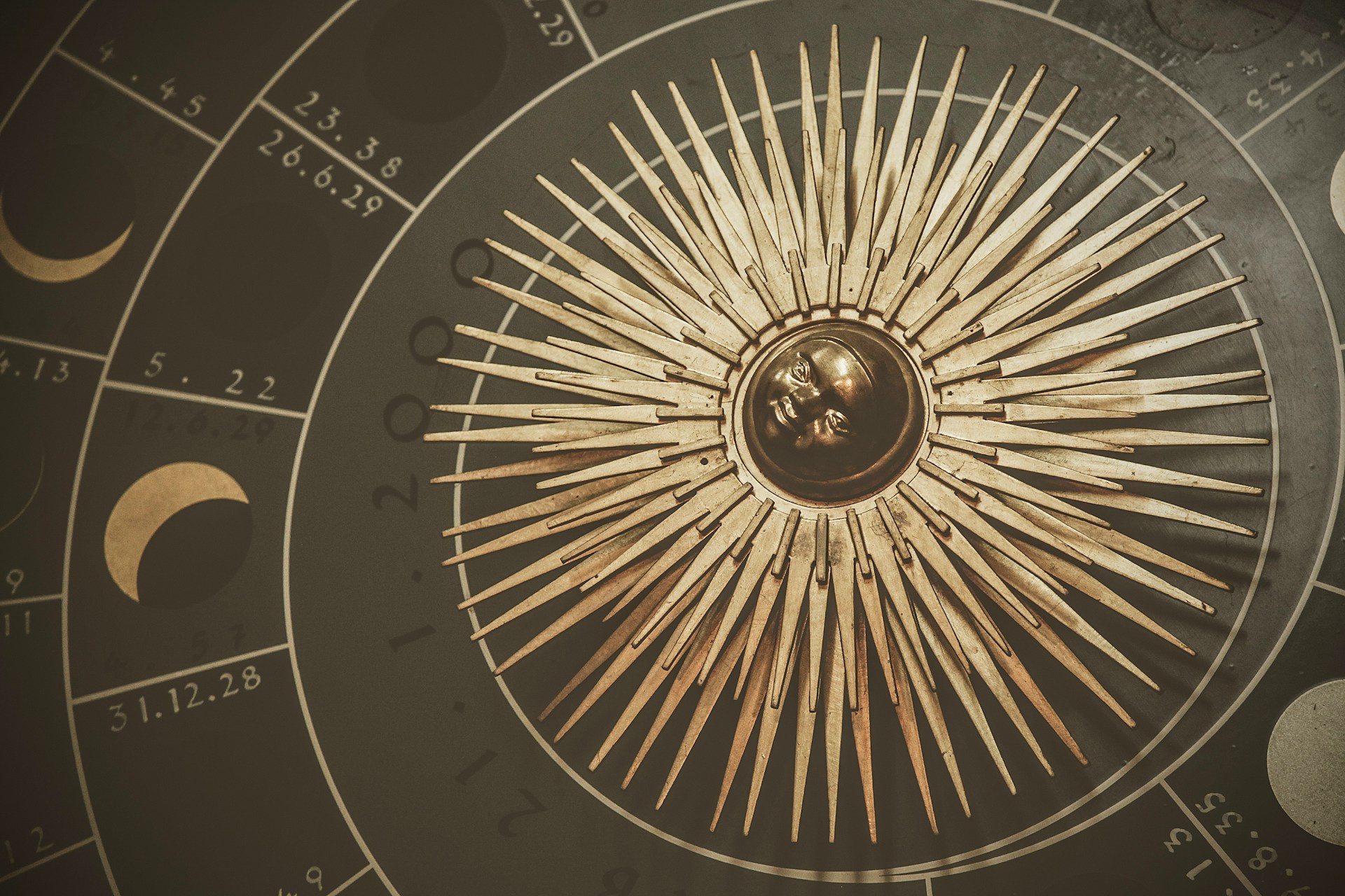 Boule de cristal pour consultation divinatoire